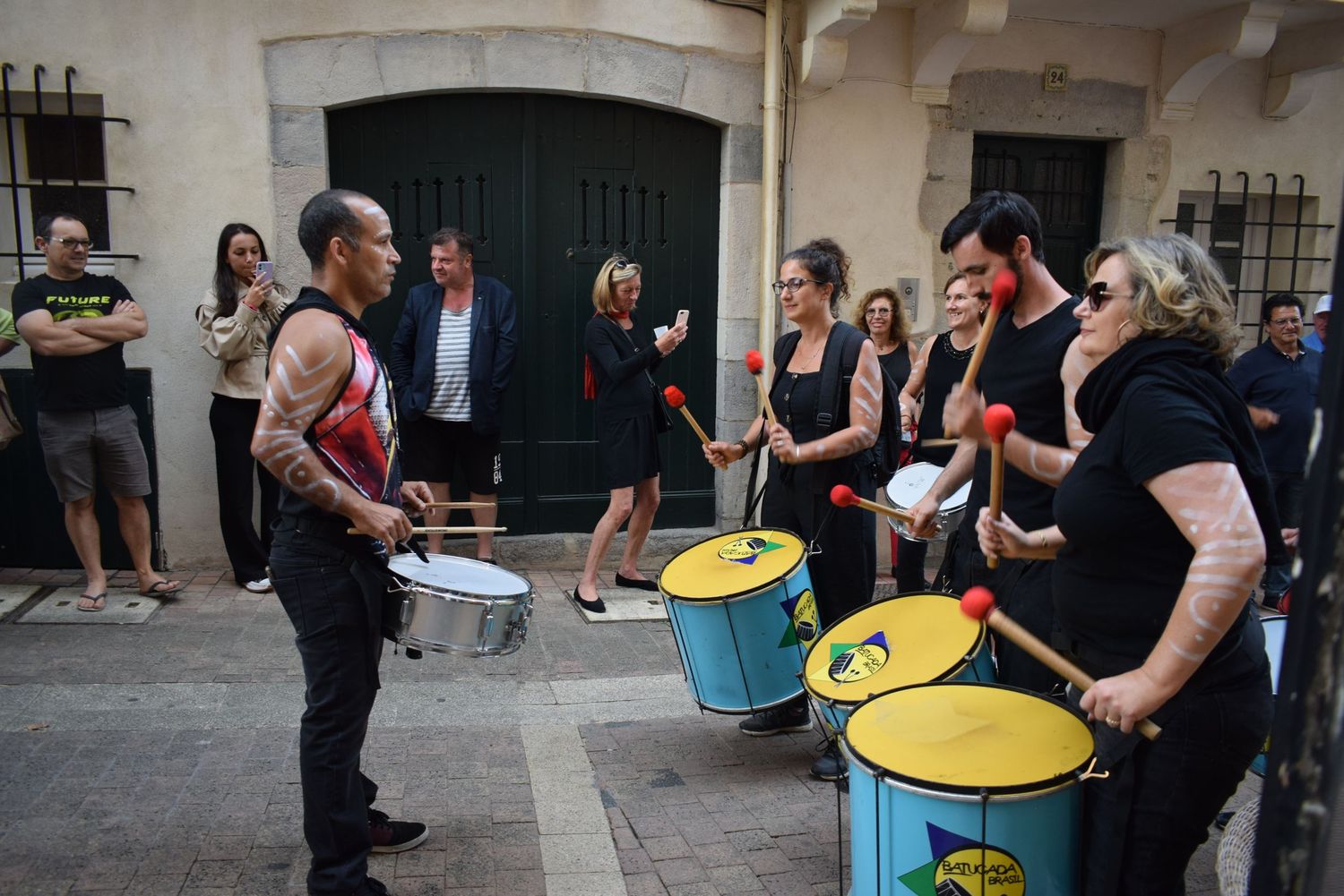 Batucada-St-Jean-rue-republique 14