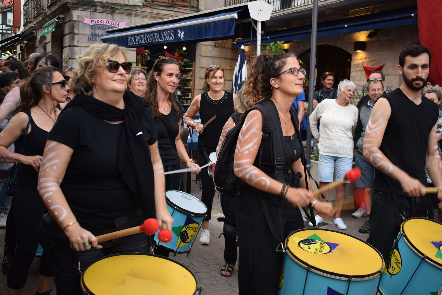 Batucada-St-Jean-rue-republique 27